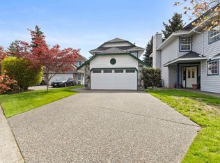 15522 87a Ave, Surrey, BC V3S 6S9
