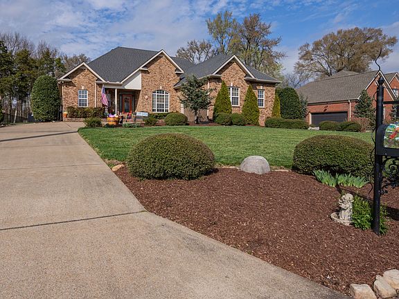 2nd image of 5010 Stonewood Dr
