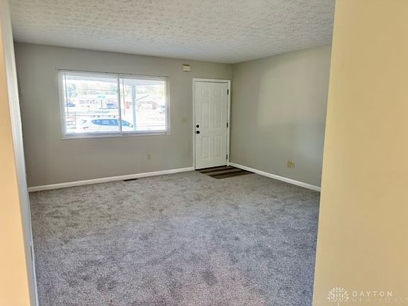 5th image of 2891 Silvercliff Dr