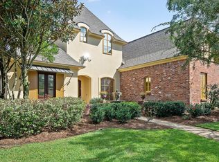 18520 Santa Maria Dr, Baton Rouge, LA 70809