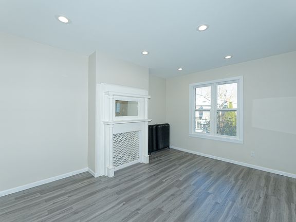 5th image of 12 Stanwix St #A