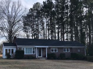 108 Hillcrest Dr, Greenwood, SC 29646