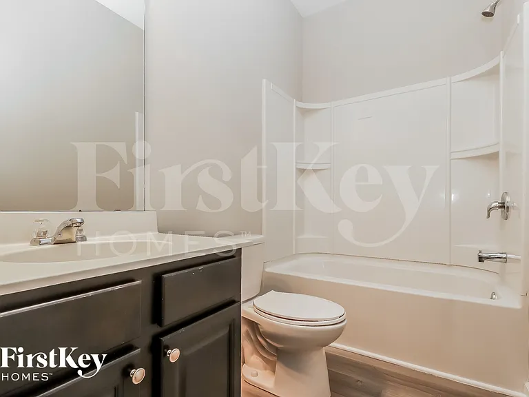 602 Bridgewater Ct — Photo 14