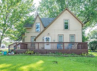 400 S 1st St, Indianola, IA 50125