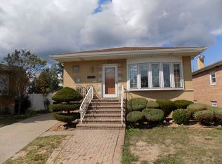 4542 W 64th Pl, Chicago, IL 60629