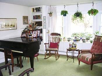 4th image of 17 Highland Dr