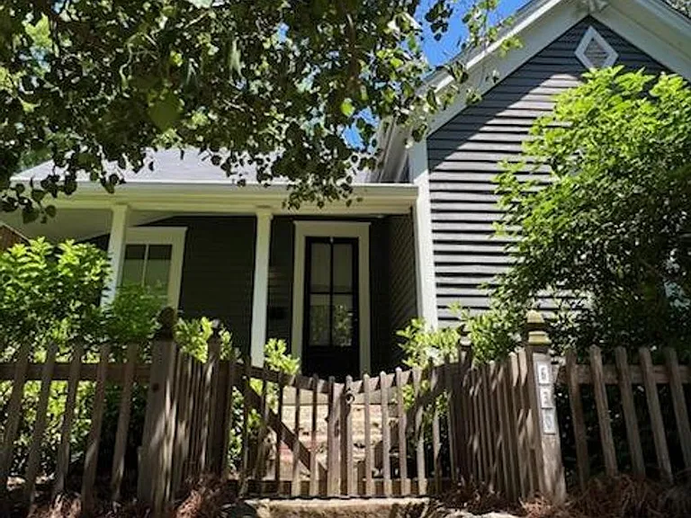 630 Woodward Ave SE — Photo 5