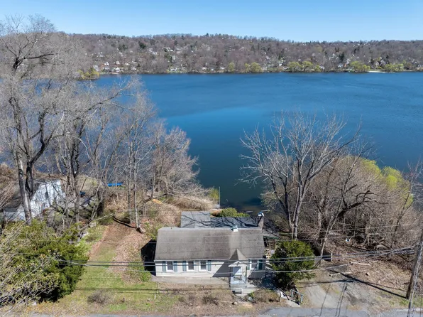 215 Haviland Drive, Patterson, NY 12563