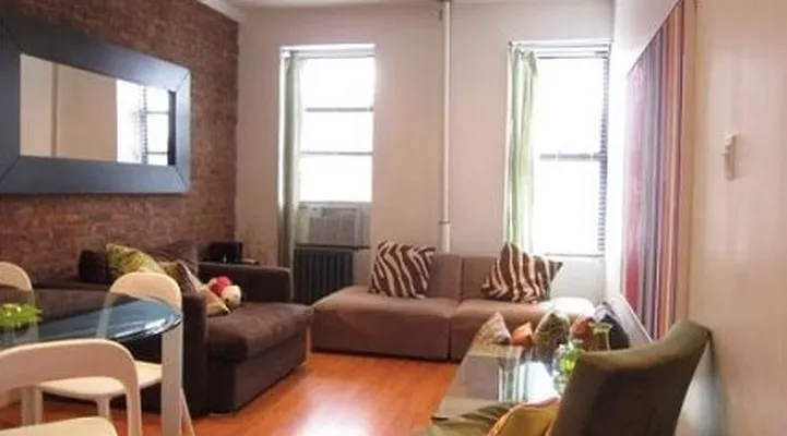 Rented by Mdrn Residential | media 1