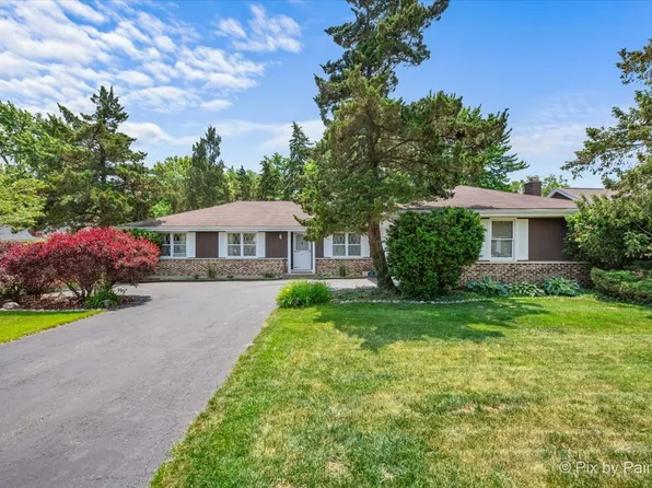 442 Kings Way, Mundelein, IL 60060