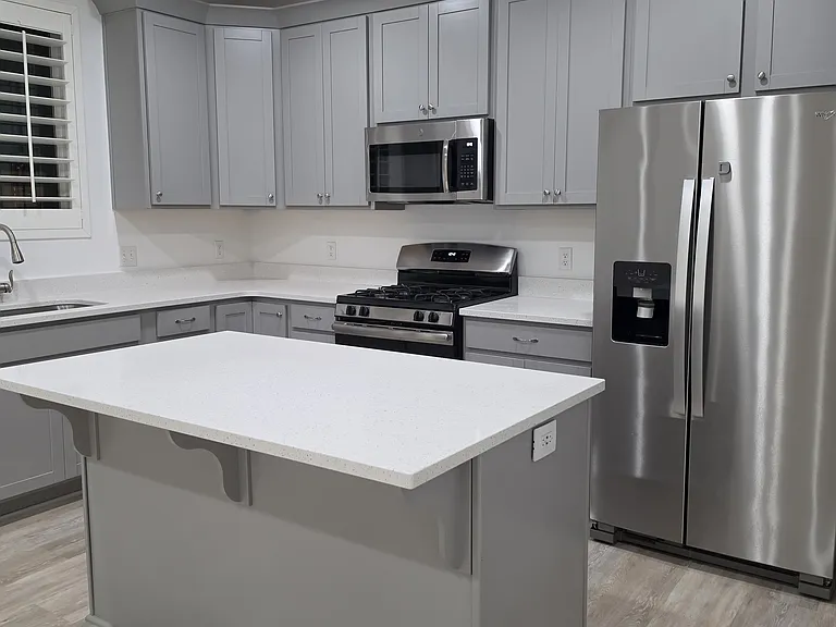 1684 W Parkview Dr — Photo 10