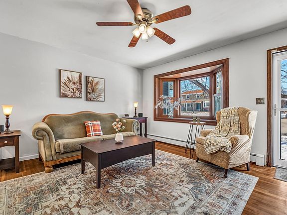 5th image of 15 Mitchell Street