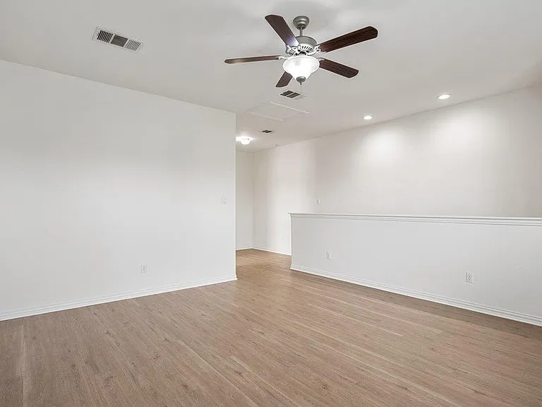 370 Vermilion Marble Trl — Photo 19