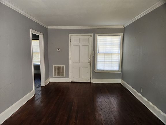 5th image of 215 E Washington St