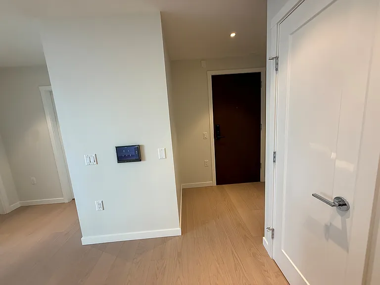707 W 15th St #707 — Photo 28