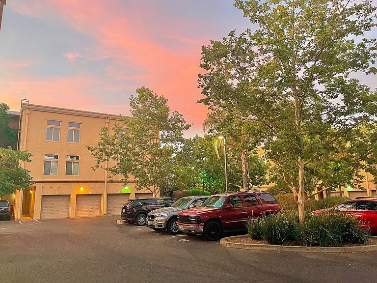 Sierra Lofts — Photo 9