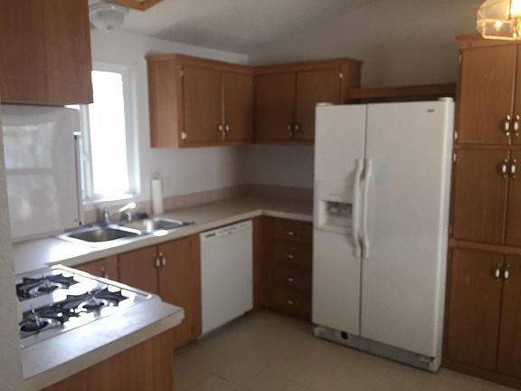 5th image of 44 Almond Dr #44