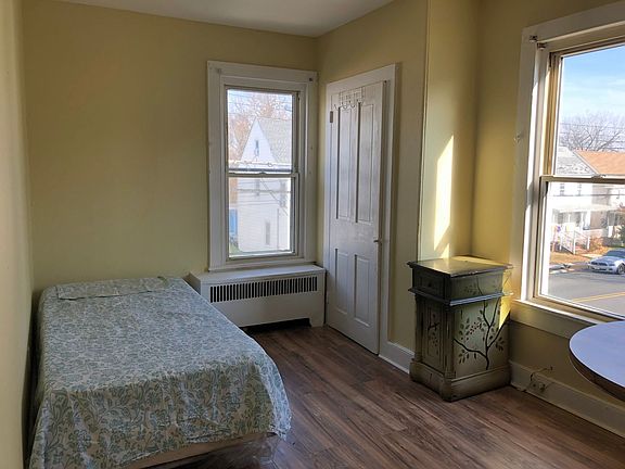 2nd image of 38 W Main St