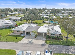 3286 Brunswick Ln #704, Sarasota, FL 34239