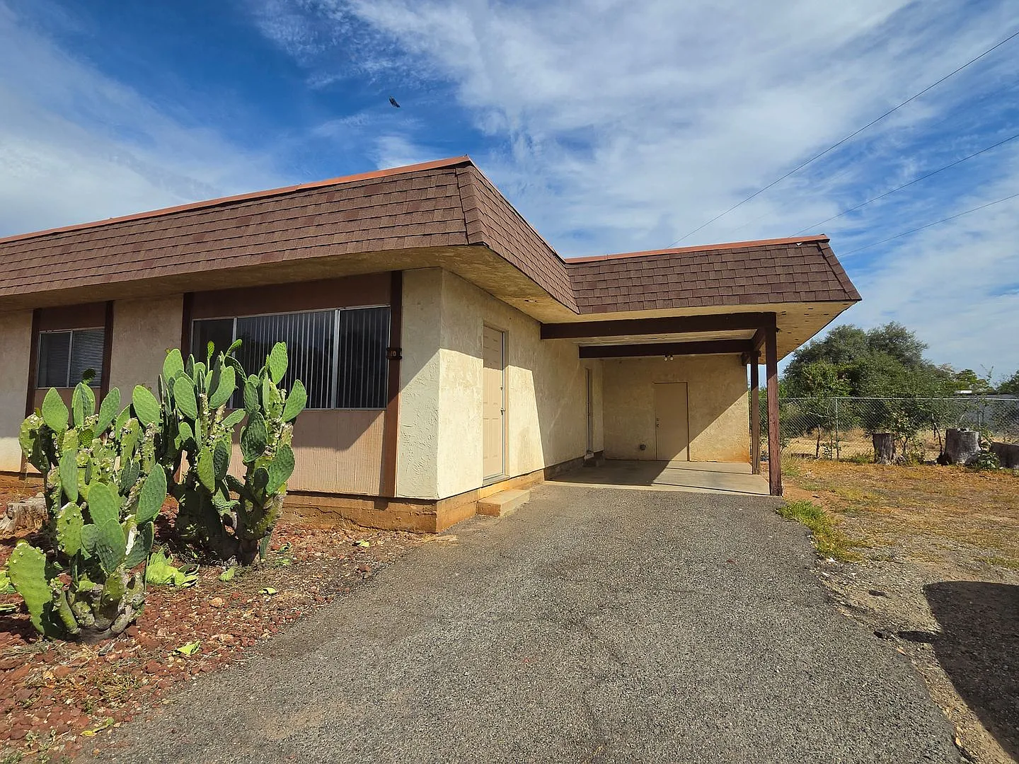 LAWR3141 — Photo 1