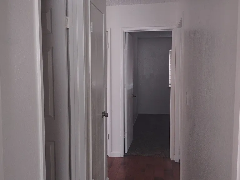 4111 Ozro Ct — Photo 11