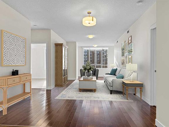 2nd image of 16 SE Varsity Estates Cir NW #310