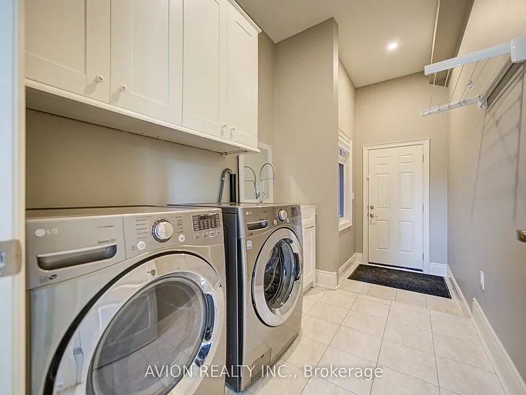 102 Joseph Hartman Cres — Photo 25