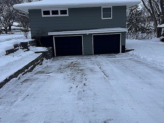 2nd image of 301 7th Ave SE