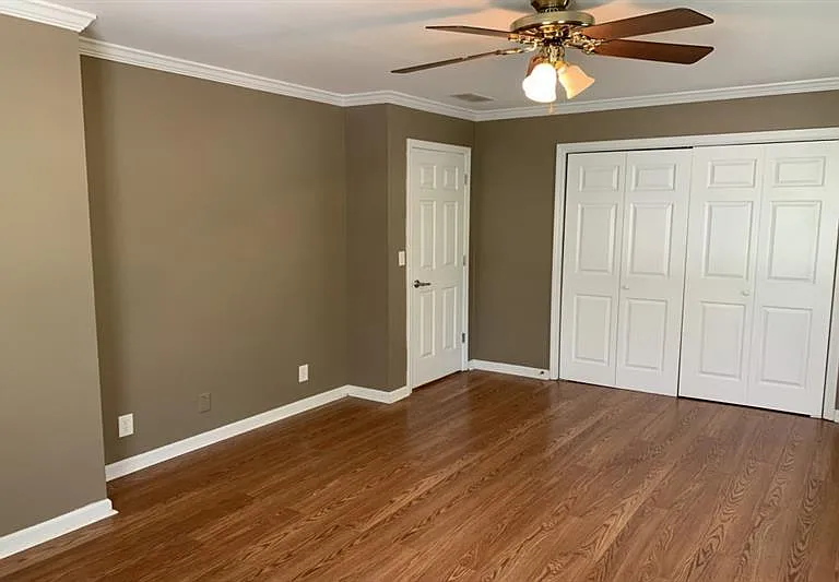831 Clairemont Ave — Photo 15