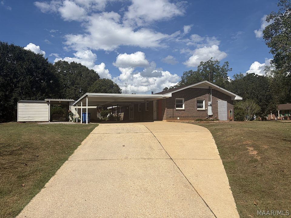 2nd image of 1139 Perrydale Loop