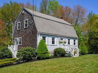 49 Center St, Pembroke, MA 02359