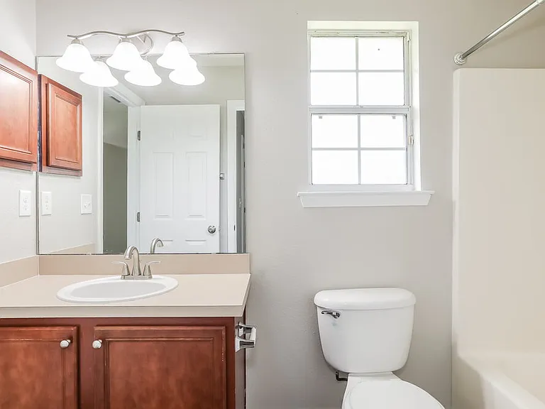 1399 Guardian Dr — Photo 14