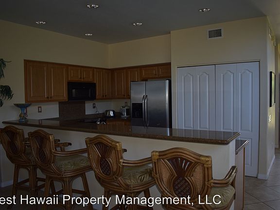 5th image of 75-5919 Alii Dr APT B1