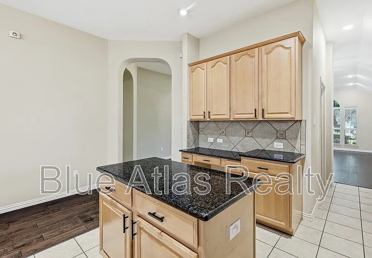 4353 Mountain Crest Dr — Photo 9