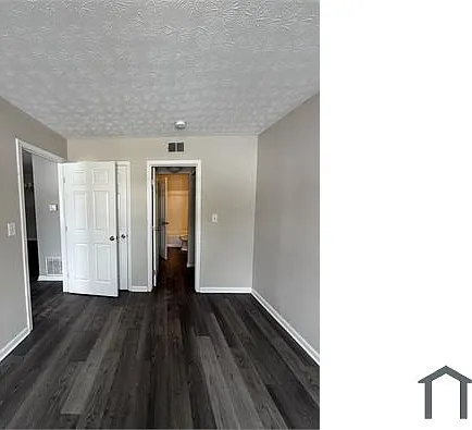 218 Middletown Sq — Photo 5