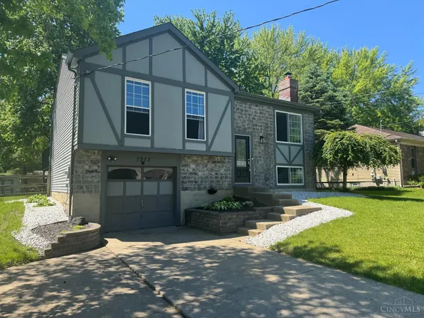 7973 Autumnwind Dr, Cincinnati, OH 45249