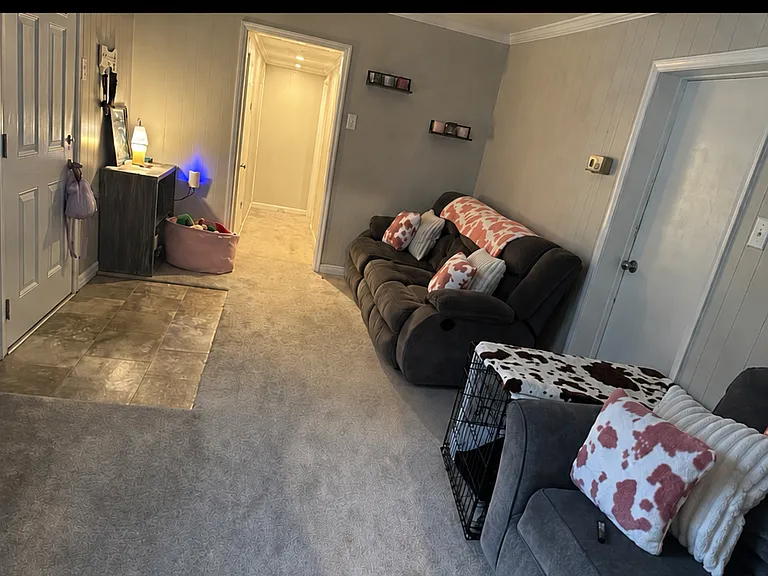 427 Valley St #1/2 — Photo 7