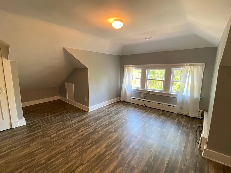 5649 Marlborough Rd — Photo 20
