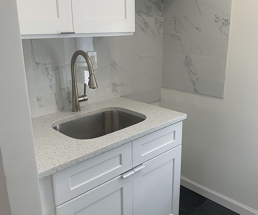 1st image of 100 W 85th St APT 2