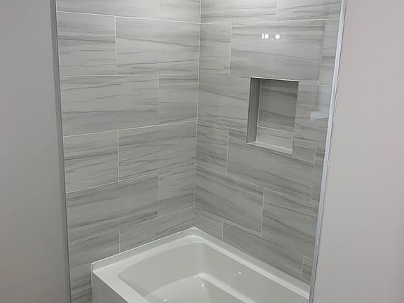 3rd image of 525 Clinton Ave #4A