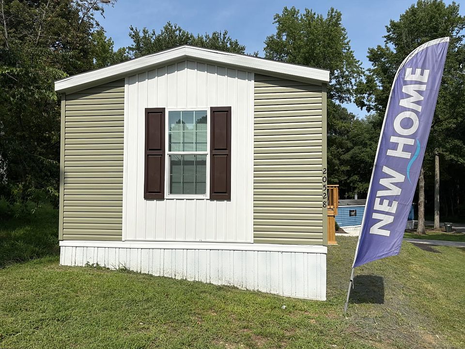 1st image of 20528 Ridge Rd #239