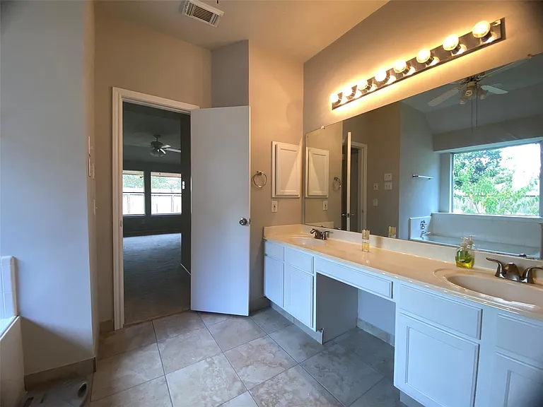 15922 Williwaw Dr — Photo 21
