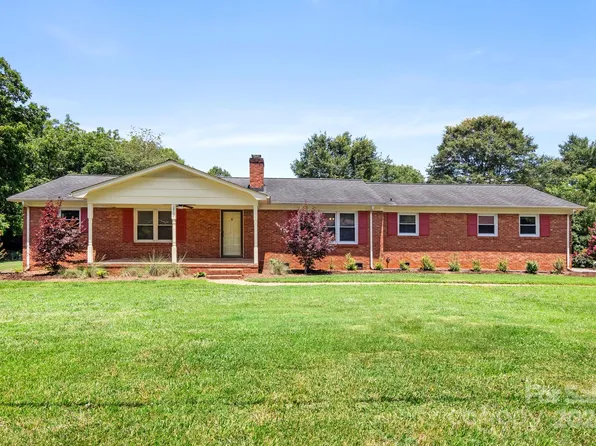 2412 Bramblewood Dr, Shelby, NC 28152