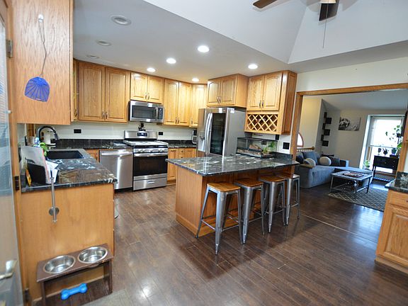 3rd image of 8313 Garrison Rd