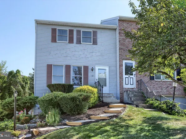 12 Russian Olive Dr, Etters, PA 17319