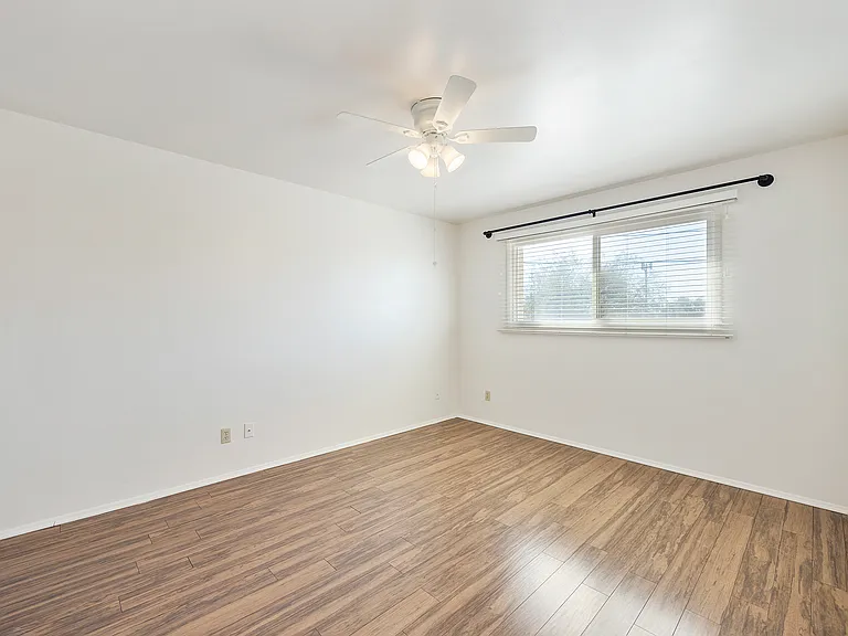 8743 E Berridge Ln — Photo 14