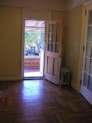 1st image of 293 Montgomery St