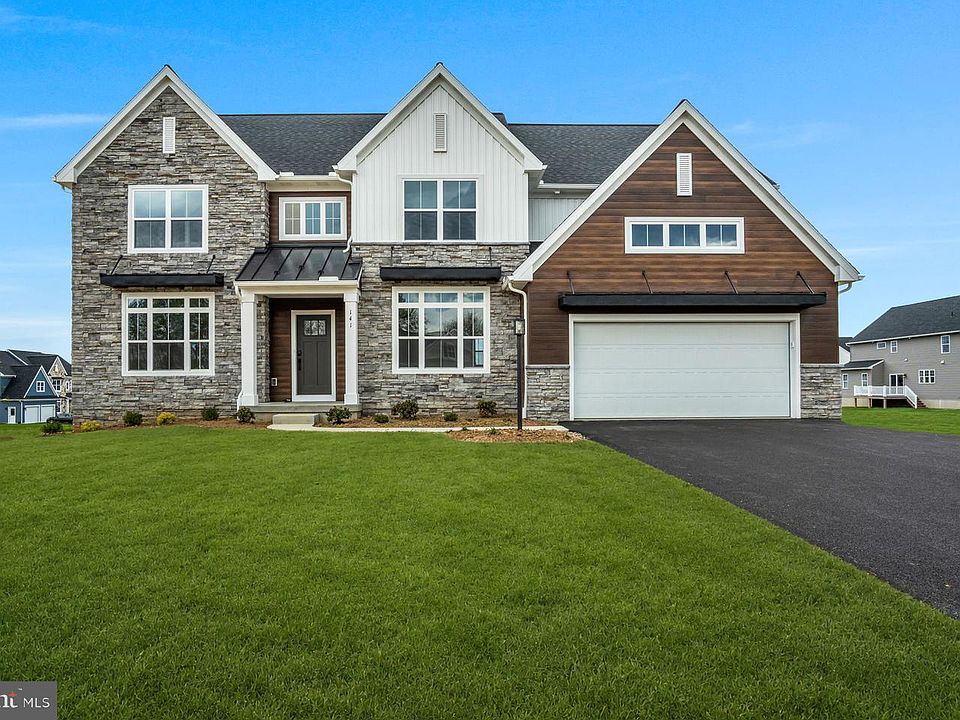 1st image of 139 Berkshire Dr