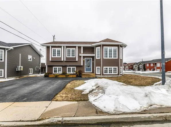 2 Georgina Street, St Johns, NL A1B0J3