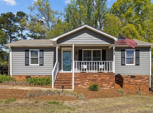 211 Ace Ave, Dallas, NC 28034
